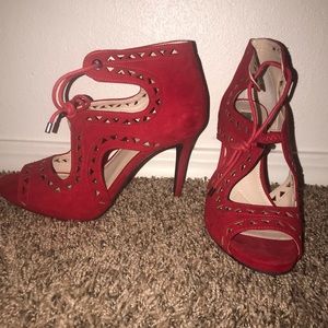 Jennifer Lopez heels